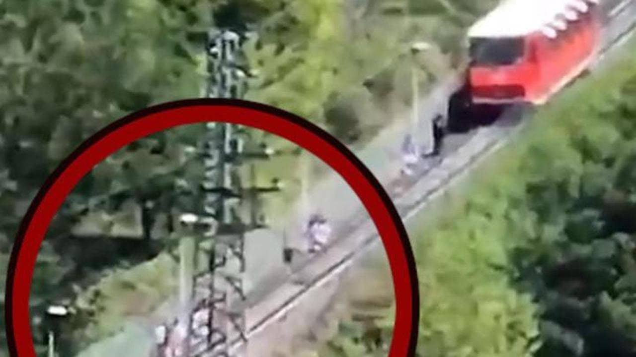 Black out in Spagna, si ferma la funicolare di Bilbao: i passeggeri scendono a piedi