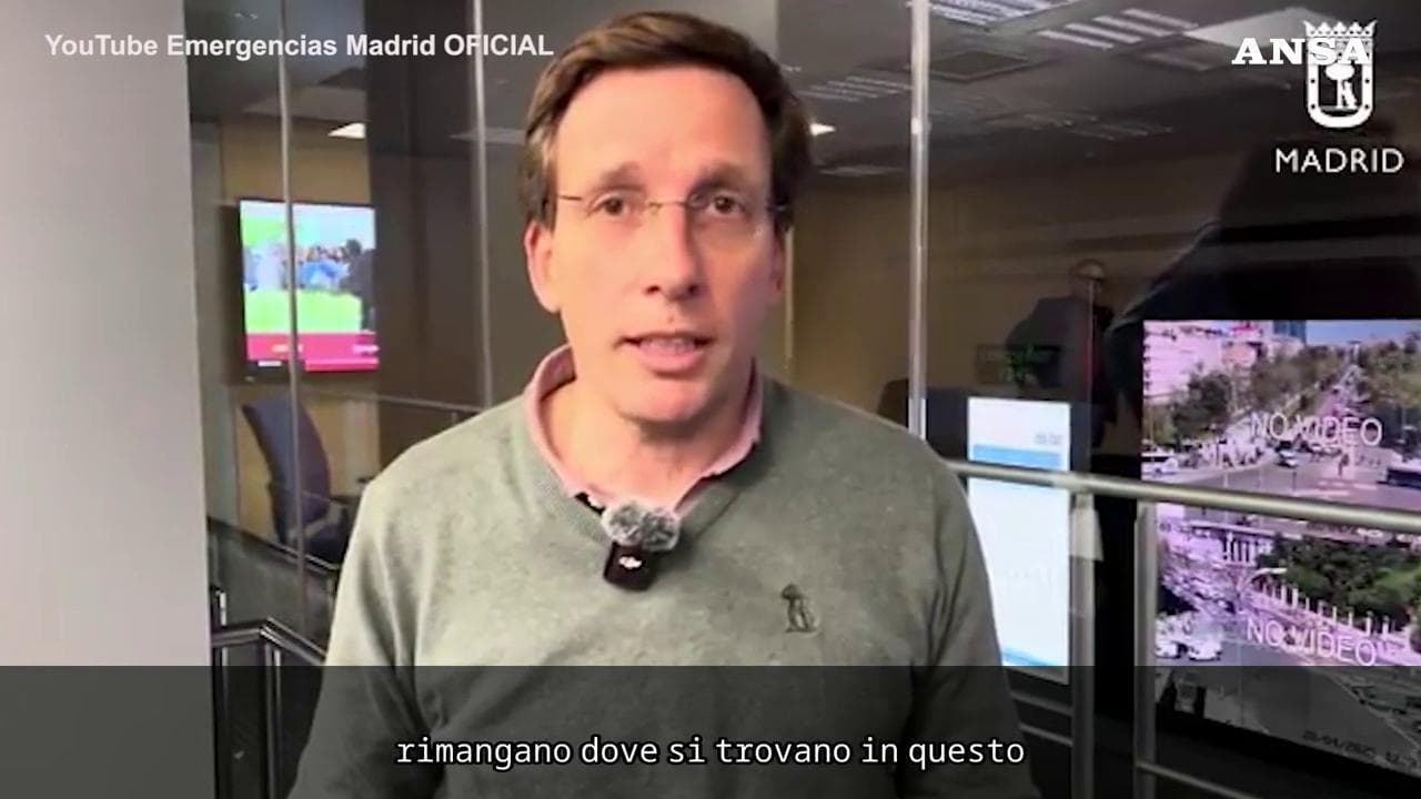 Blackout in Spagna, il sindaco di Madrid: "Restate dove siete, lasciate libere le strade"