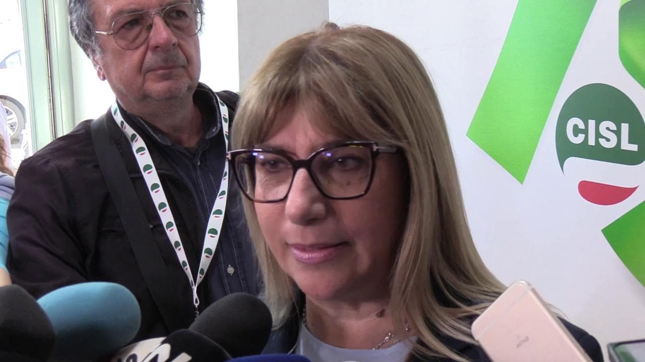 Lavoro, la Cisl con Mattarella: "Bisogna aumentare i salari e rinnovare i contratti"