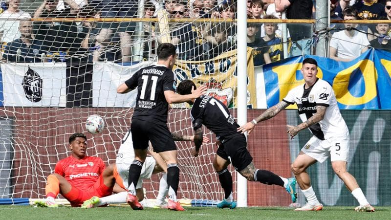 Parma-Como 0-1: Man sbaglia, Strefezza no. Si interrompe la striscia positiva di Chivu