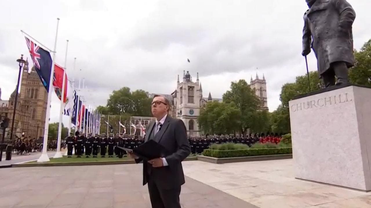 Londra: 80 anni dalla Vittoria, il discorso di Churchill letto dall'attore Timothy Spall