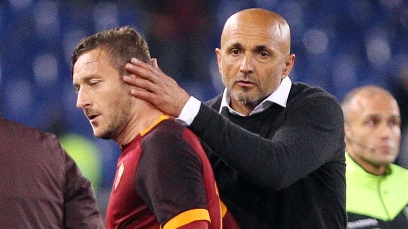 Luciano Spalletti abbraccia Francesco Totti
