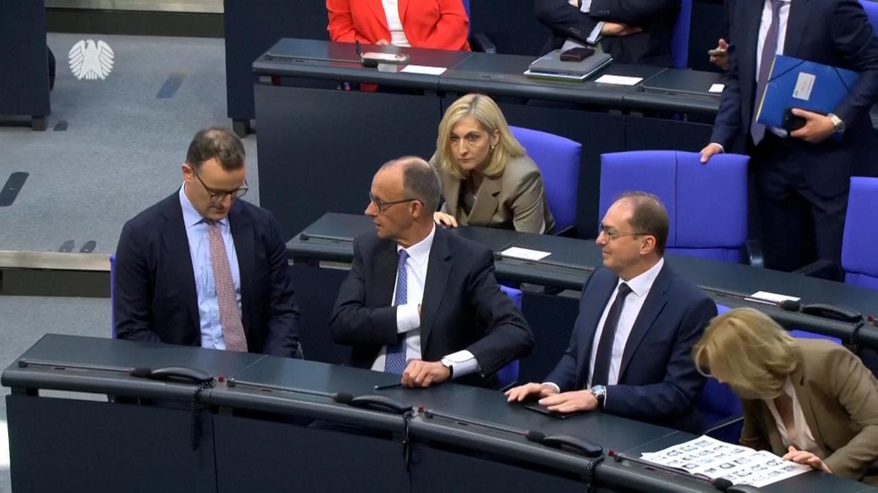 Germania: Friedrich Merz bocciato a sorpresa, al Bundestag anche Angela Merkel
