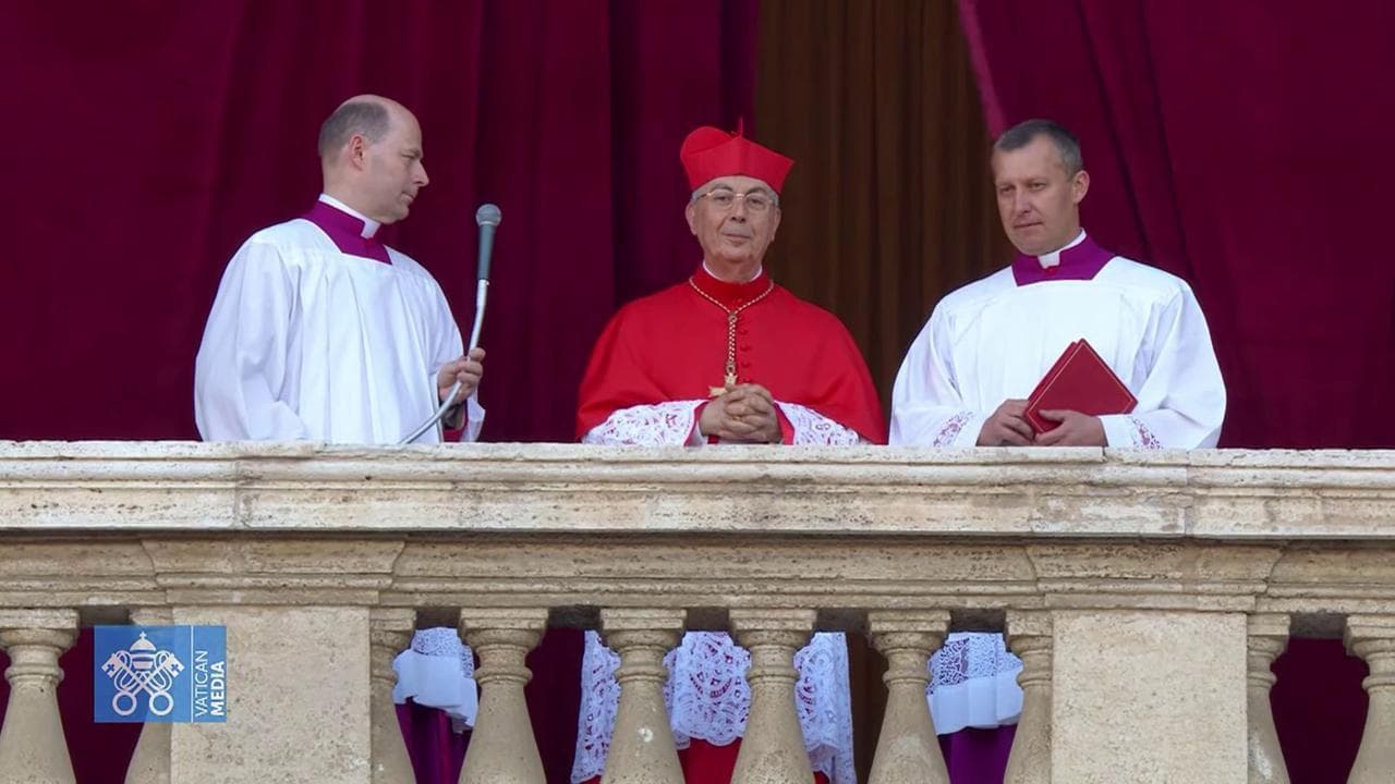 "Habemus papam": Dominique Mamberti annuncia l'elezione di Leone XIV