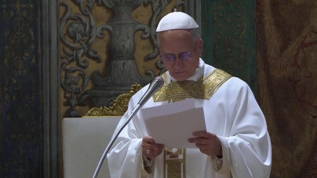 Papa Leone: "Ridurre Gesù a leader o superuomo è ateismo di fatto"