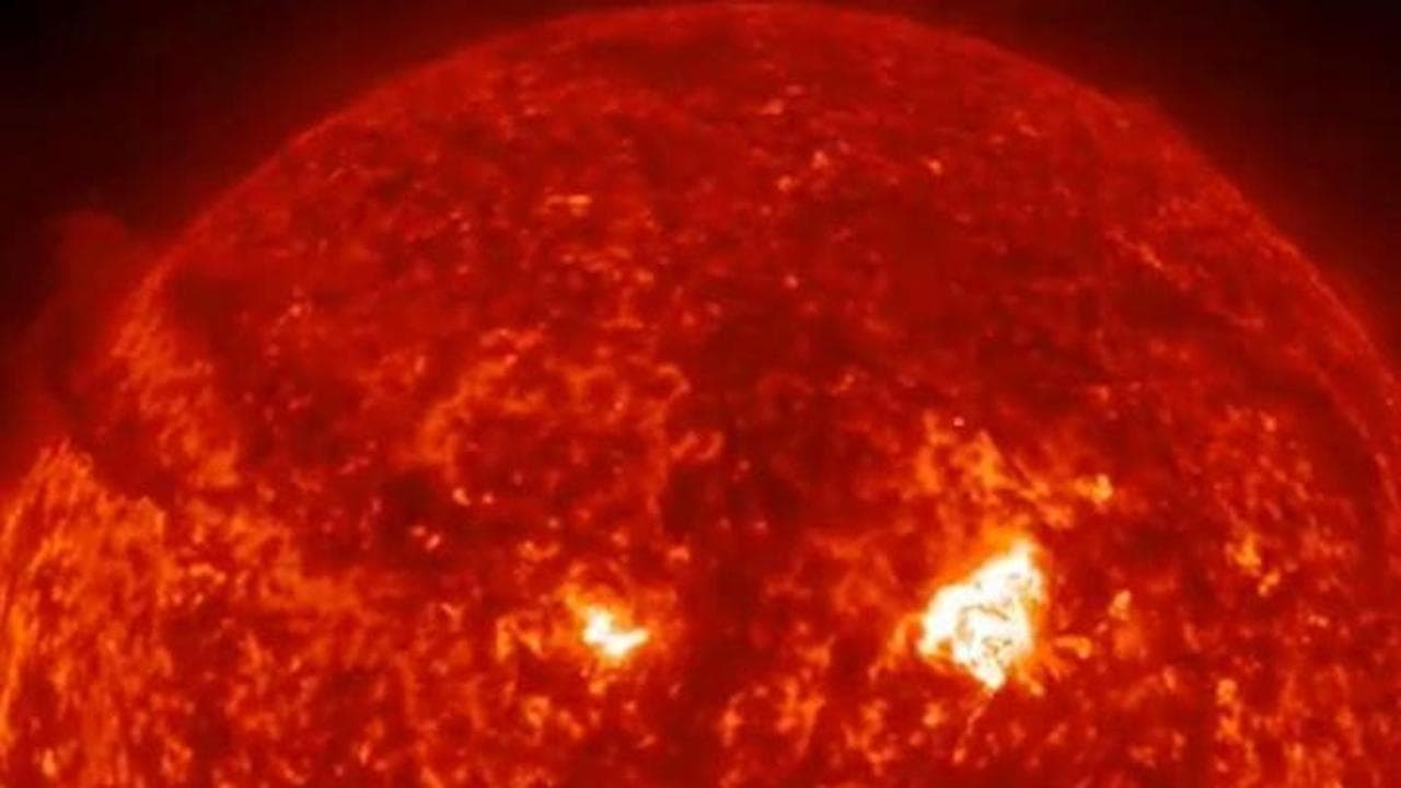 Il Sole dà spettacolo: le eruzioni delle ultime 24 ore riprese dal satellite della NOAA