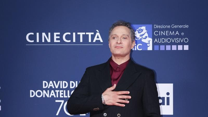 Claudio Santamaria
