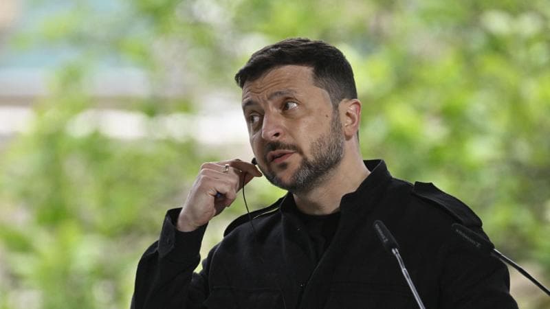 Zelensky spiazza Putin sulla pace: “Con la tregua pronto al vertice”