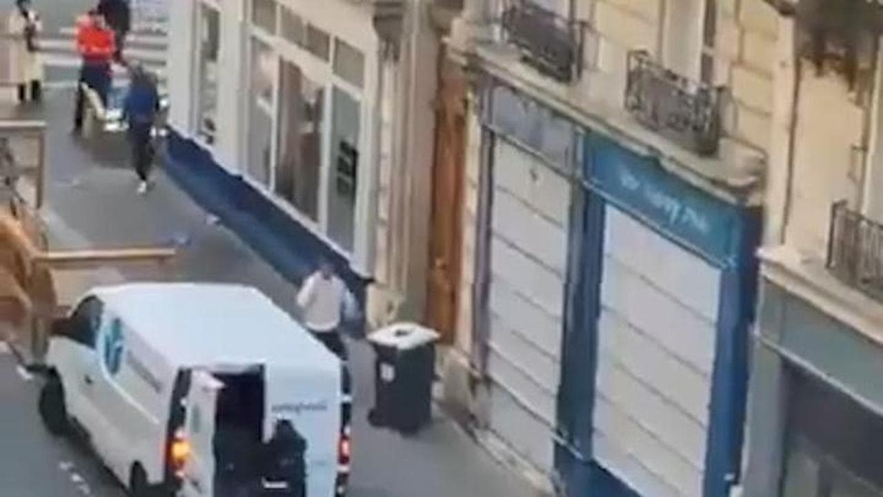 Parigi, tre uomini tentano di rapire in pieno centro la figlia di un magnate delle criptovalute