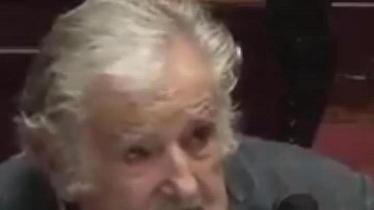 Quando Pepe Mujica spiegò ai giovani cos'è il successo: "Rialzarsi dopo ogni caduta"