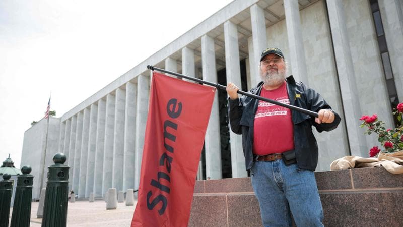 La rivolta della Biblioteca del Congresso: porte chiuse per i nuovi responsabili voluti da Trump