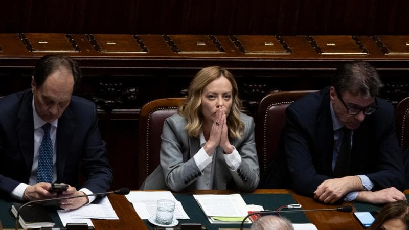 Meloni, premier time alla Camera. Schlein: “Smantellata la sanità”. La replica: “Solo macumbe”