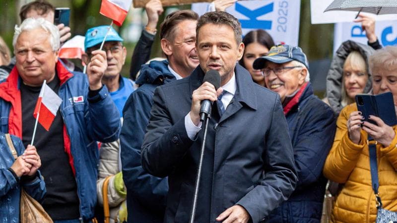 Elezioni in Polonia, le presidenziali: verso il ballottaggio tra l’europeista Trzaskowski e il conservatore Nawrocki