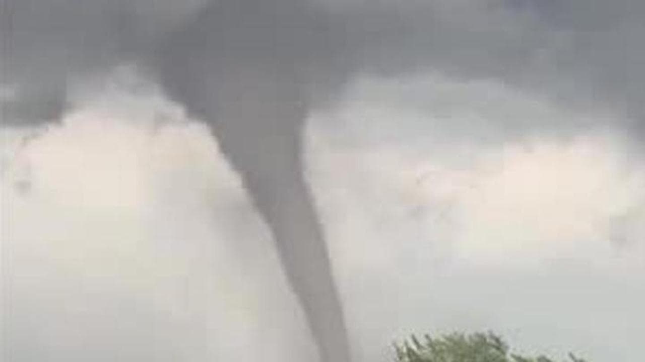 Usa: tornado in Wisconsin, le spettacolari riprese a New Richmond