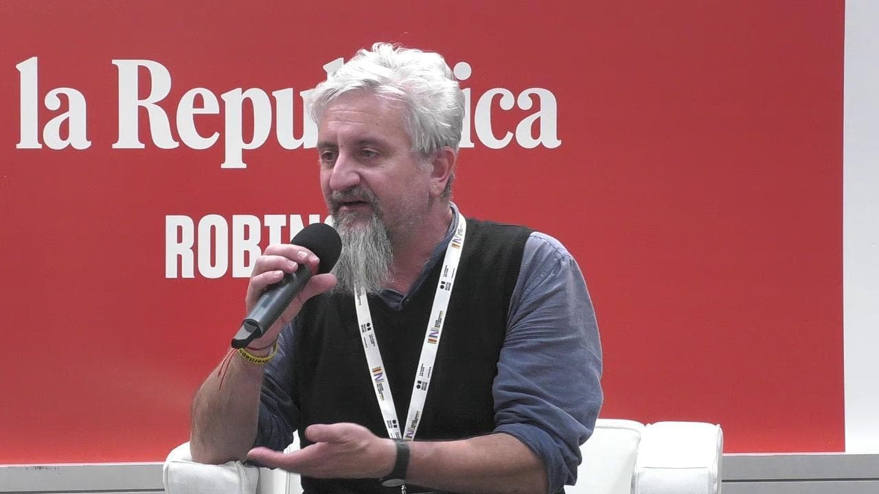Arena Repubblica Robinson, Ascanio Celestini spiega perché non ha fatto il tifo per Zuppi papa