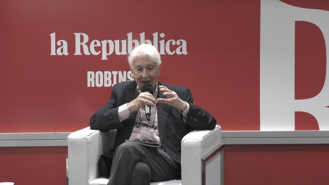 Corrado Augias all’Arena Repubblica Robinson: “Questi difficili giorni”