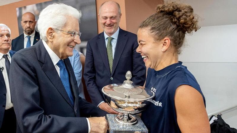 Jasmine Paolini con il presidente della Repubblica Sergio Mattarella