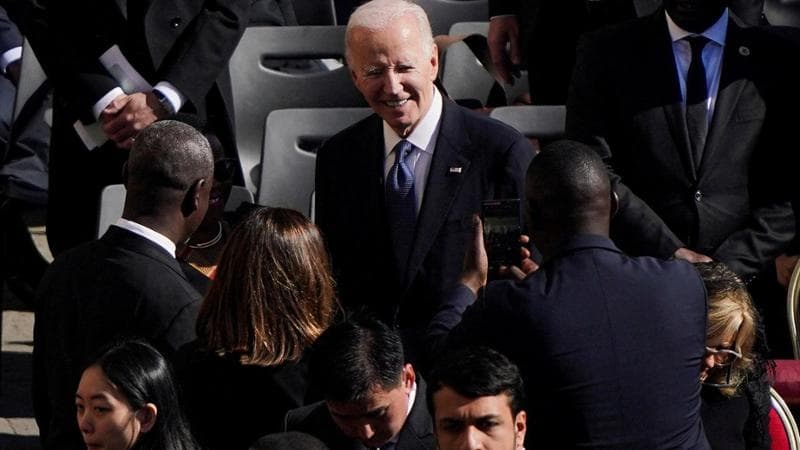 Biden ha il cancro alla prostata: “Cellule tumorali fino alle ossa”. L’annuncio del suo ufficio. Trump: “Auguro a Joe una pronta guarigione”