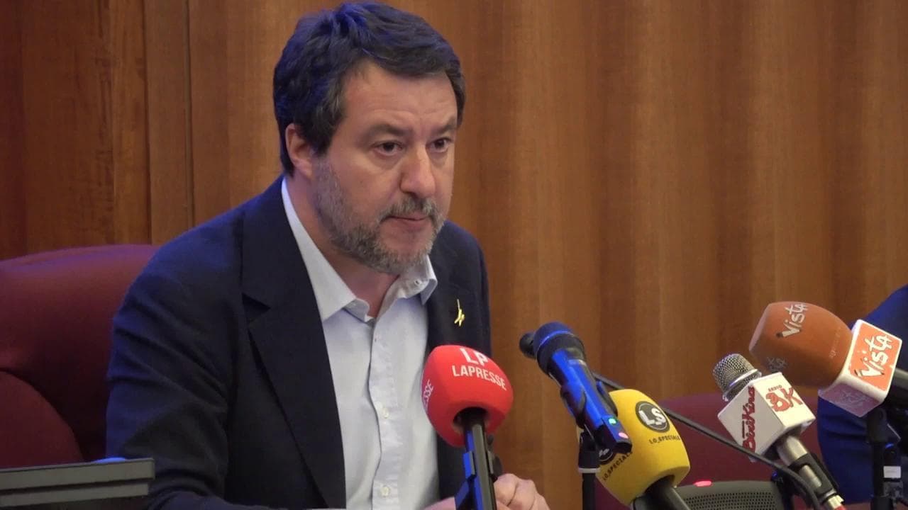 Ponte sullo Stretto, Salvini: "Svolti tutti i controlli, cantieri al via nell'estate 2025"