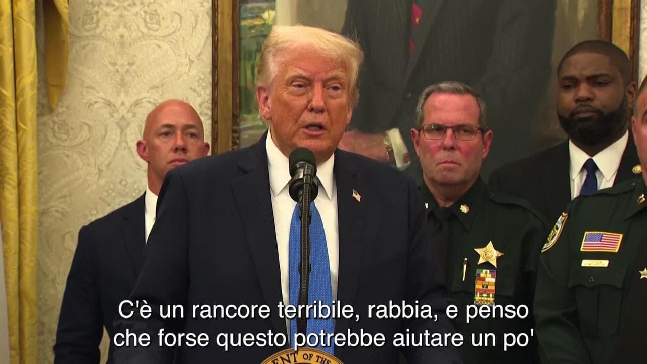 Trump: "Guerra Russia-Ucraina problema europeo. Pronto a sfilarmi se non ci sono progressi"