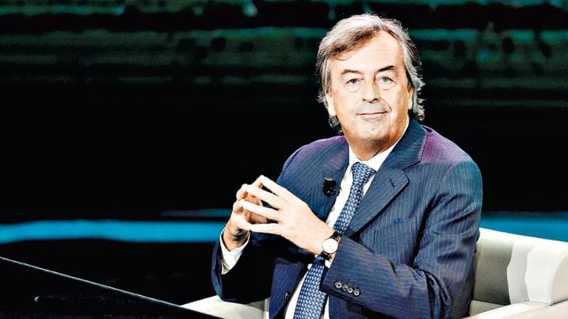 Burioni: “Il sovranismo non ferma le pandemie, il governo cede ai no vax”