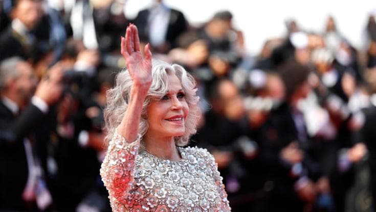 Red carpet di Cannes, le pagelle. Da Elle Fanning a Jane Fonda, la classe non ha età