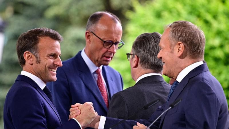 La corsa dei leader europei: “Vertice di pace prima del G7”
