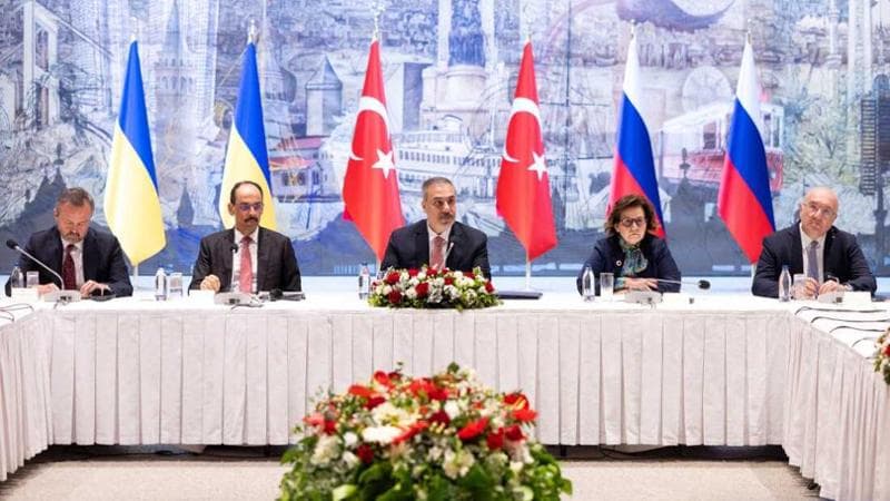 Bozze di pace e “Istanbul 2”, l’ultima carta di Erdogan per tenere vivi i negoziati