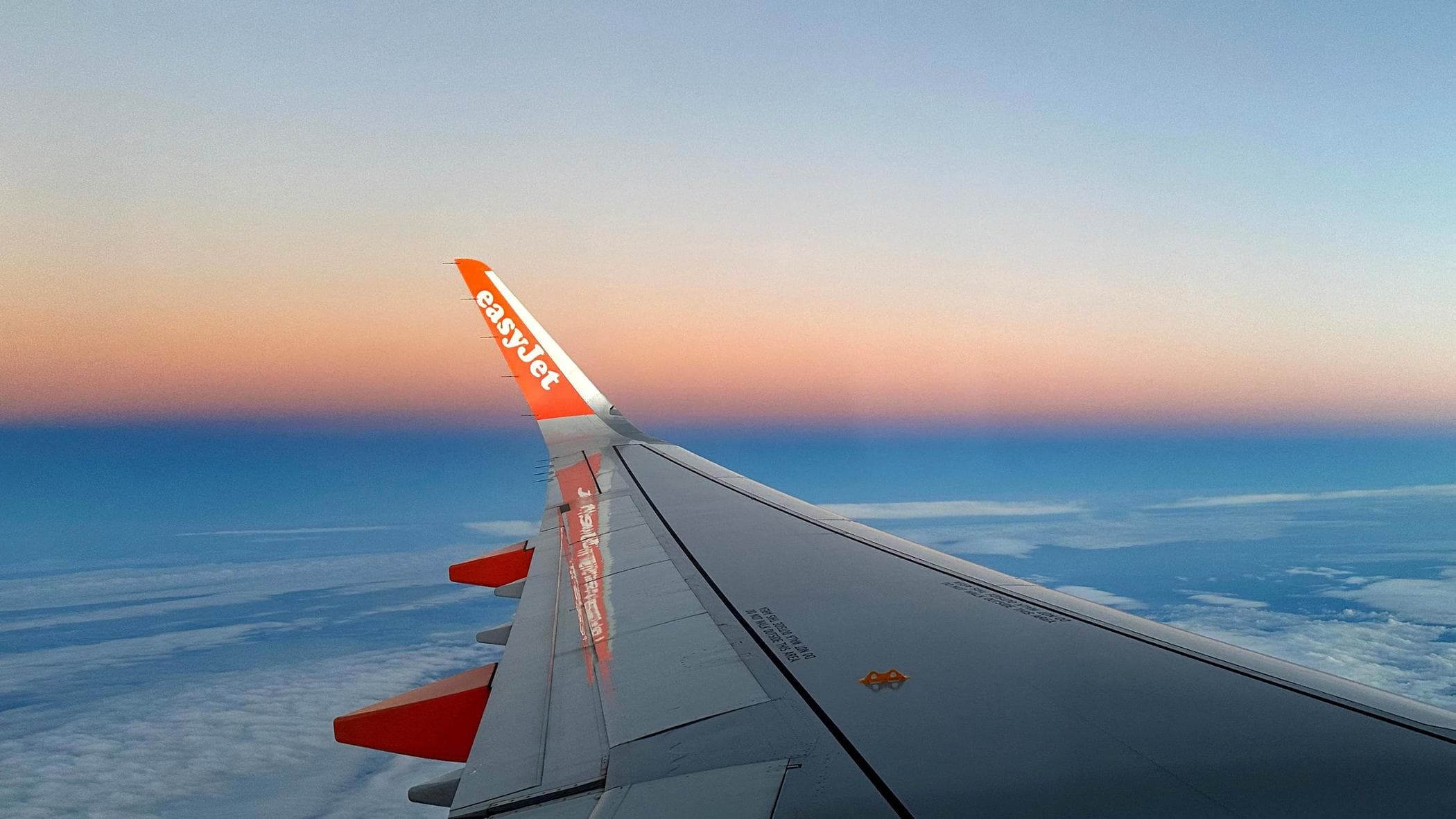 プラハ・ミランのフライト駆動型の自閉症の女の子、両親は「屈辱的、easyjetを報告しましょう」