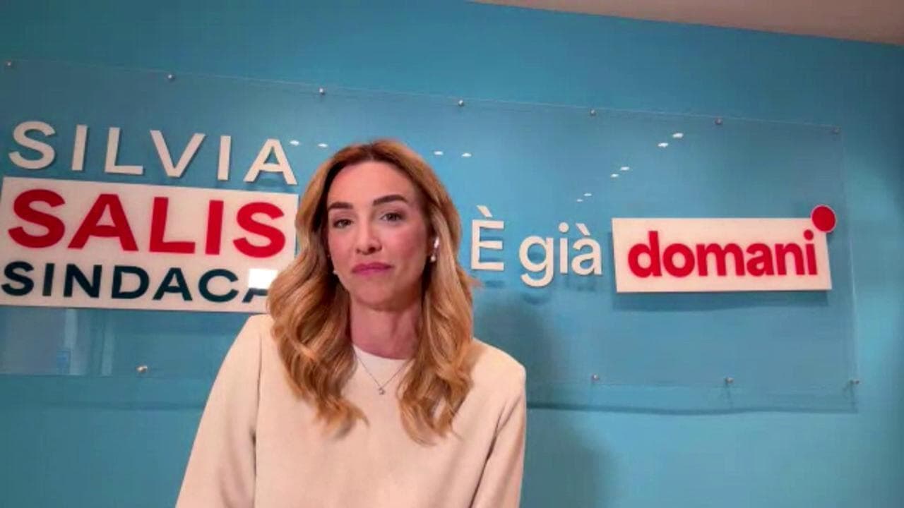 Genova, Salis: "Non sono papessa straniera, tirerei il martello ai professionisti dell'antipolitica"