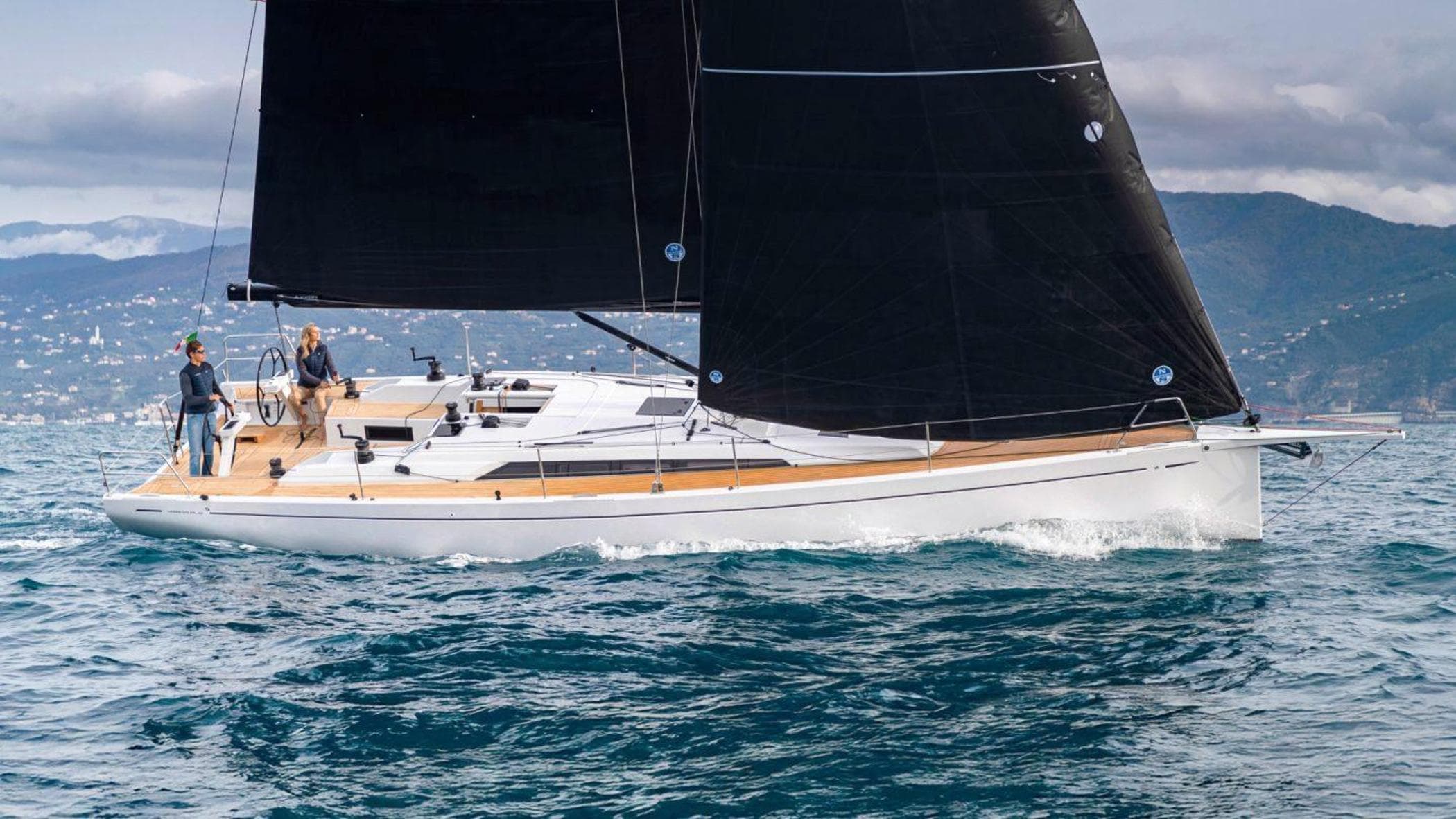Grand Soleil Yachts, GS 44 performansıyla Yılın Tekne Ödülünü kazandı