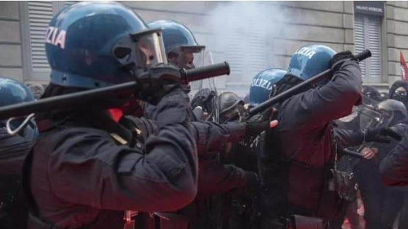 Consiglio d’Europa: “Polizia razzista”. Meloni: “Accuse false e vergognose”