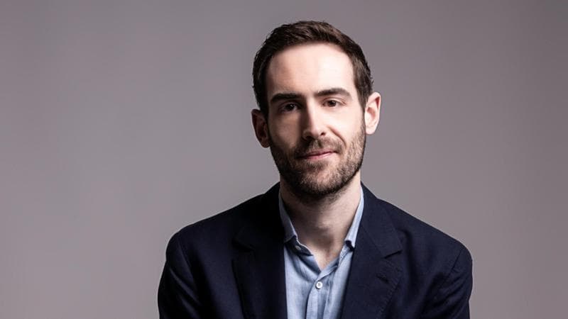Jacopo Veneziani: “Pascoli e quella stufa spenta per non disturbare un nido d'api”