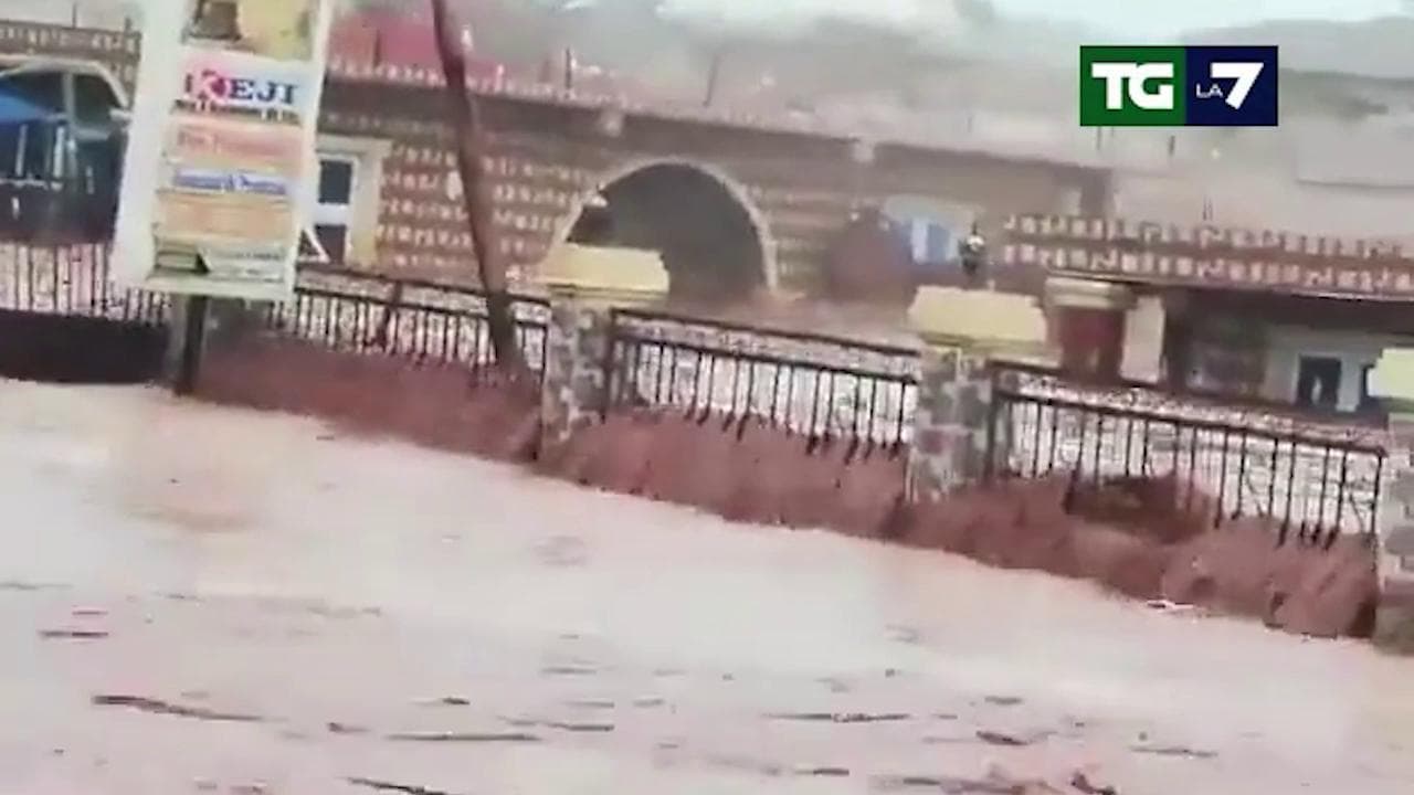 Nigeria, devastante alluvione colpisce la città di Mokwa: oltre cento le vittime