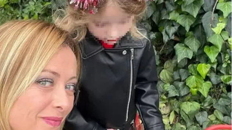 La premier Giorgia Meloni con la figlia Ginevra