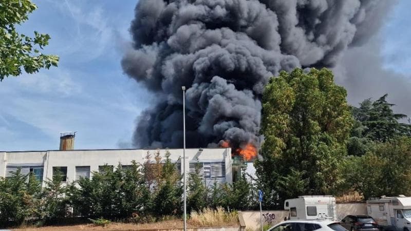 L'incendio divampato nella sede della facolt&agrave; di Agraria dell'Universit&agrave; della Tuscia a Viterbo
