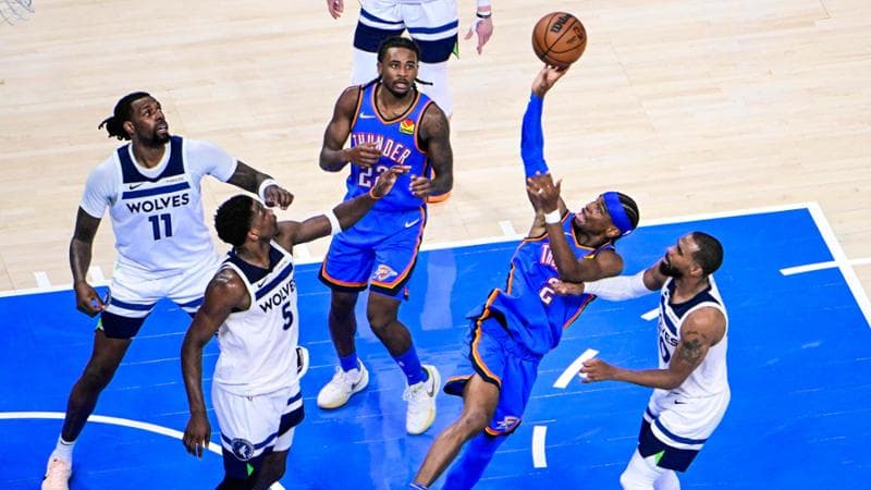 Shai Gilgeous-Alexander al tiro