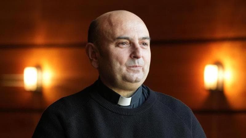 Padre Romanelli: “La vita nella parrocchia di Gaza tra bombe e malattie”