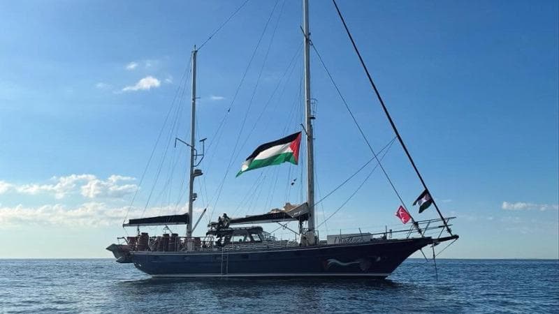 La Freedom Flotilla si avvicina a Gaza, a bordo anche un’eurodeputata. Israele: “Li fermeremo”