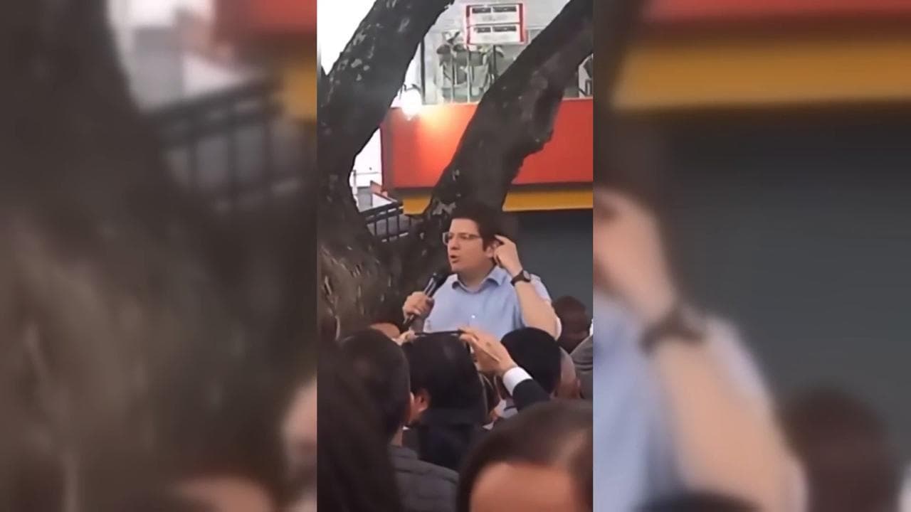 Attentato al senatore Uribe in Colombia: spari alla schiena durante un comizio a Bogotà