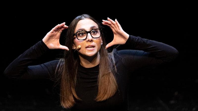 Aurora Leone, dei Jackal: “Il primo show? Tutti parenti: mamma e papà affittarono un teatro per me”