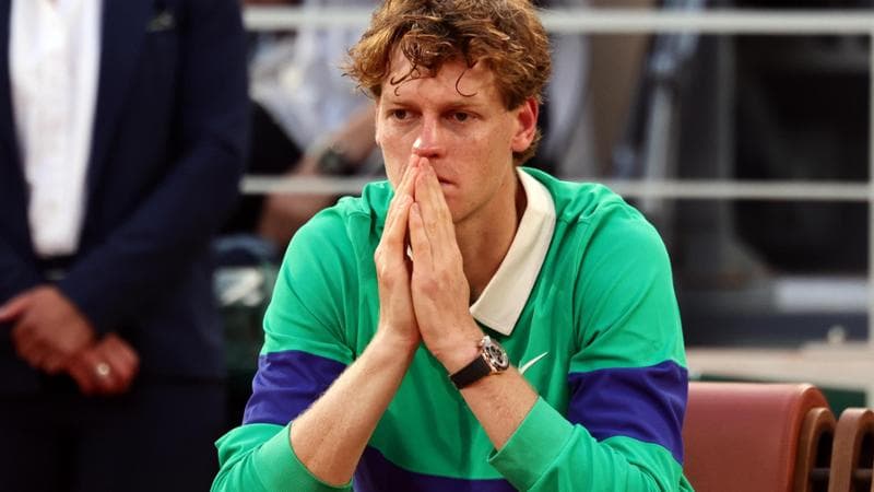 Jannik Sinner dopo la finale del Roland Garros persa
