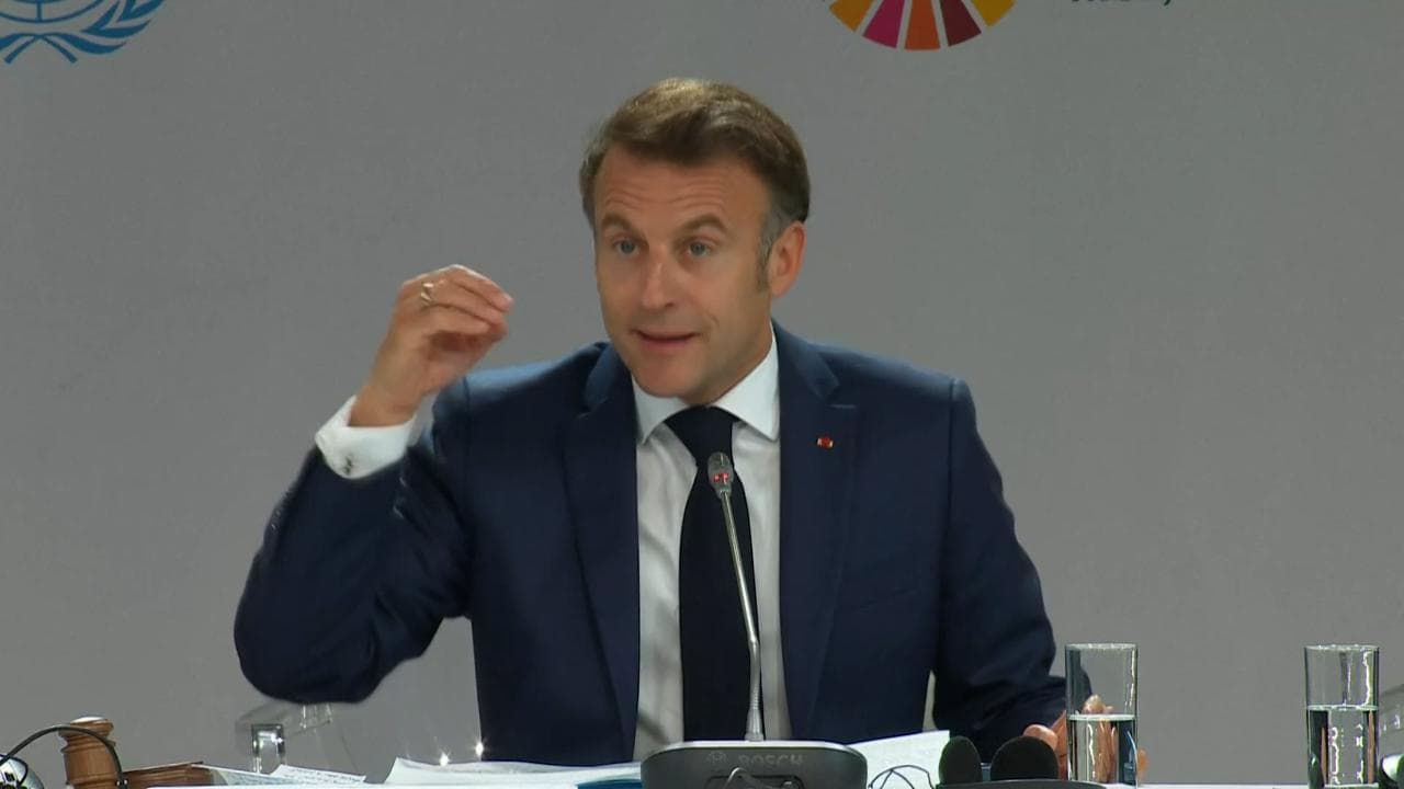Nizza, Macron alla conferenza Onu sugli oceani: "La Groenlandia non è in vendita"