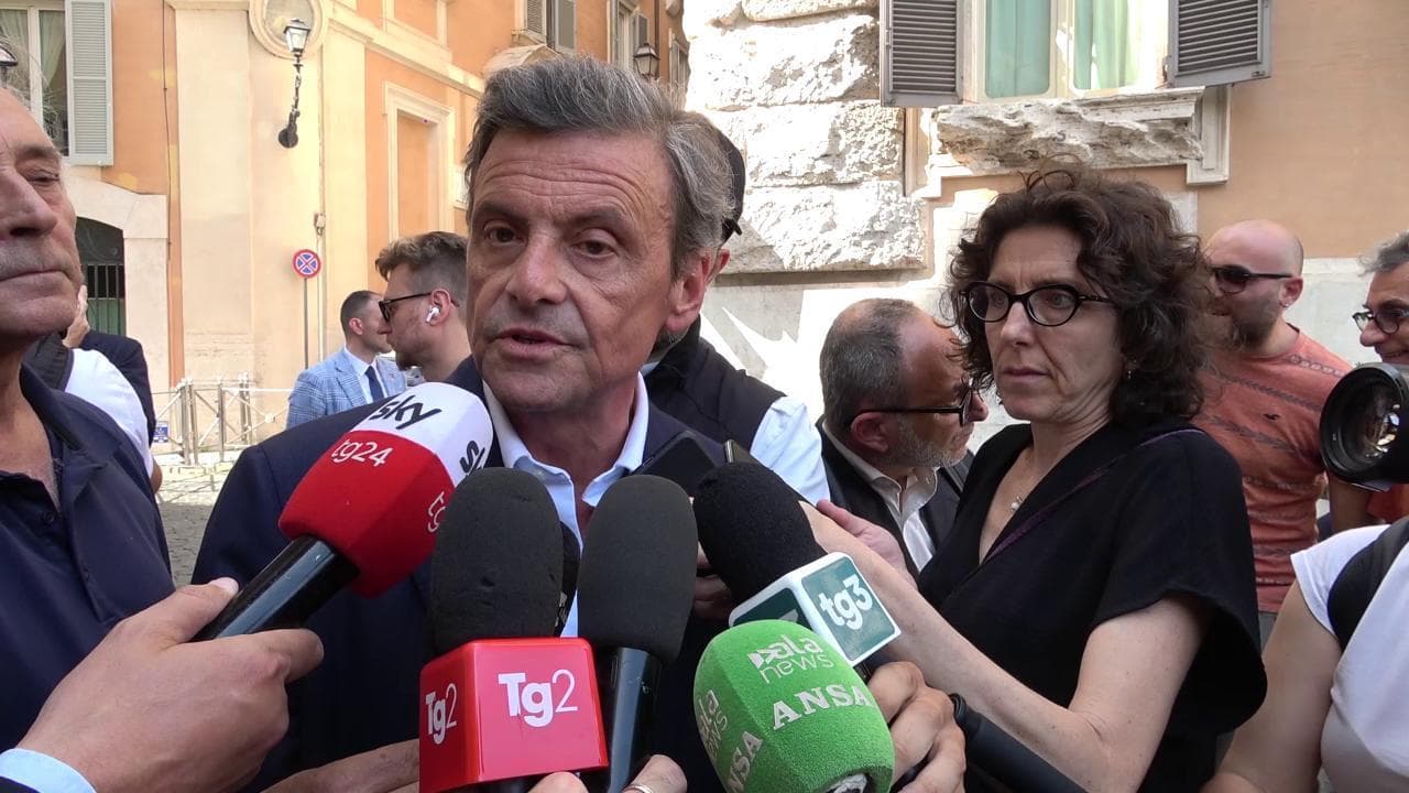 Referendum, Calenda: "Un autogol utilizzarlo per sconfessare il governo"