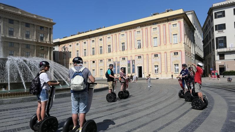 Turisti e caldo a&nbsp;Genova
