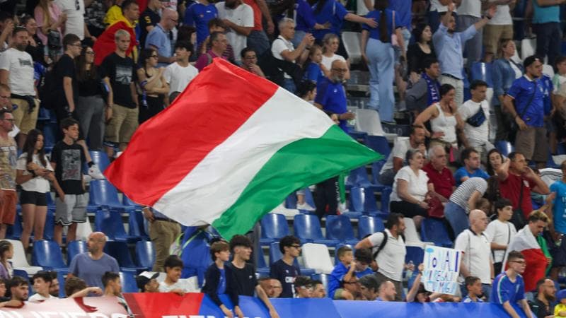 Una bandiera dell'Italia a Reggio Emilia