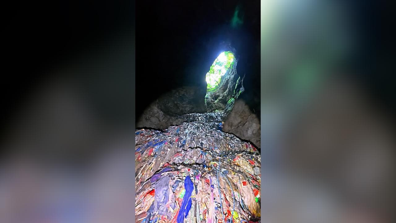 Cina, il video denuncia sulla spazzatura tra le montagne di "Avatar"