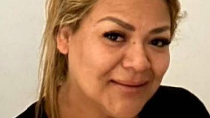 Morta dopo liposuzione, il marito: “Il medico ha detto: Ana non si sveglia. Soccorsi chiamati tardi”