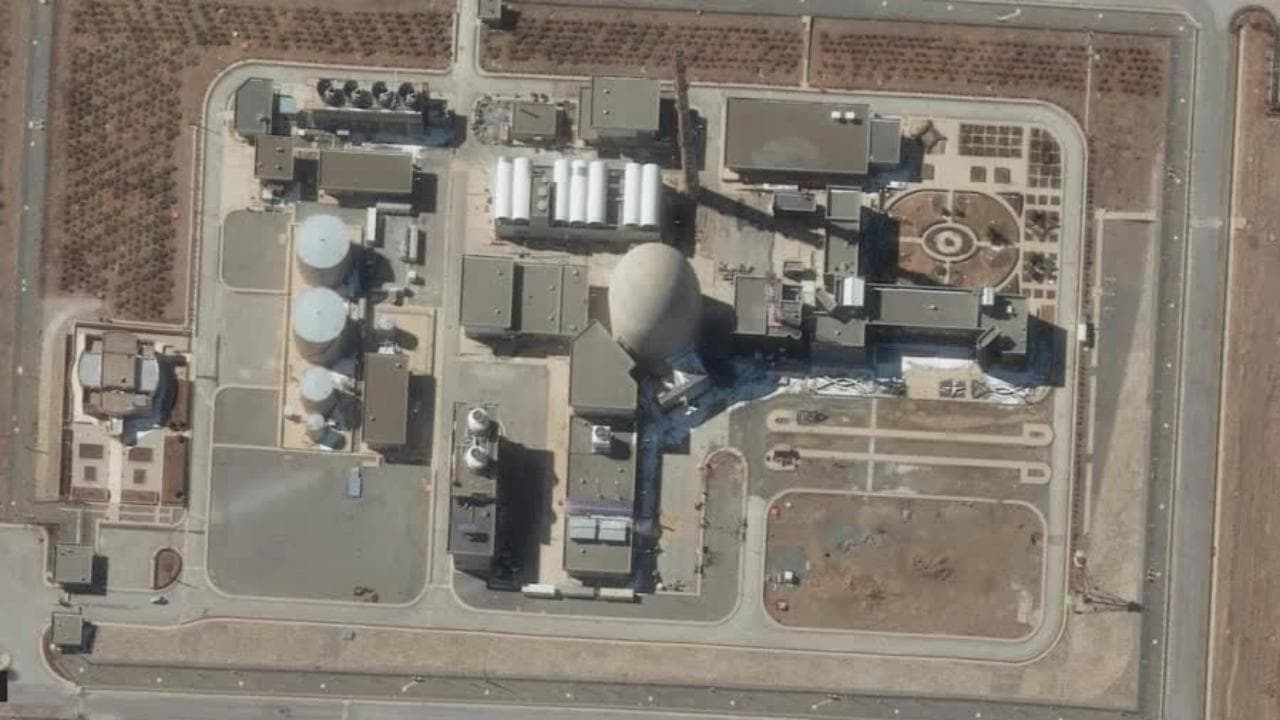 Israele attacca l'Iran, le immagini satellitari degli impianti nucleari colpiti