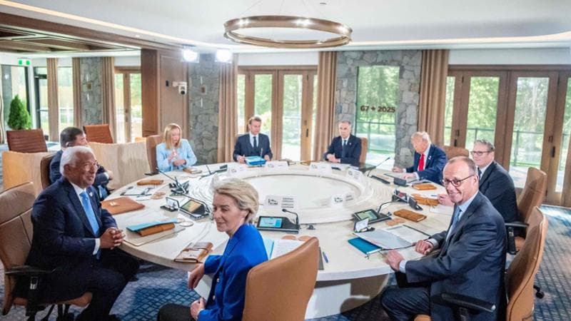 I leader&nbsp;del G7 con Costa e von der Leyen
